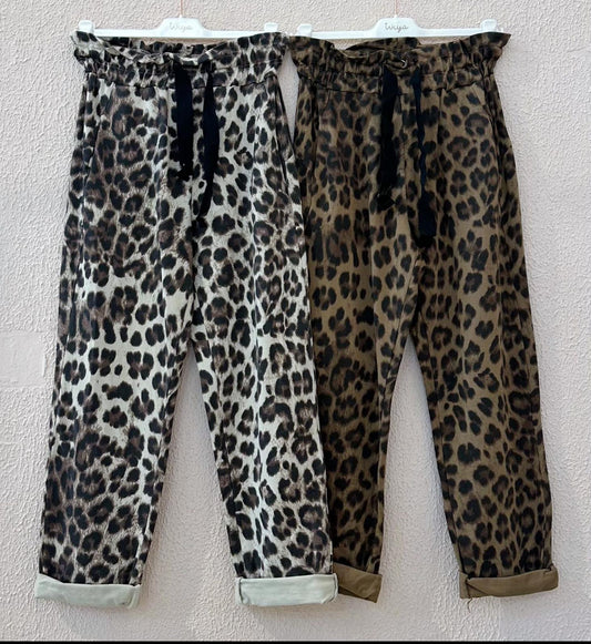 Calças animal print wyia