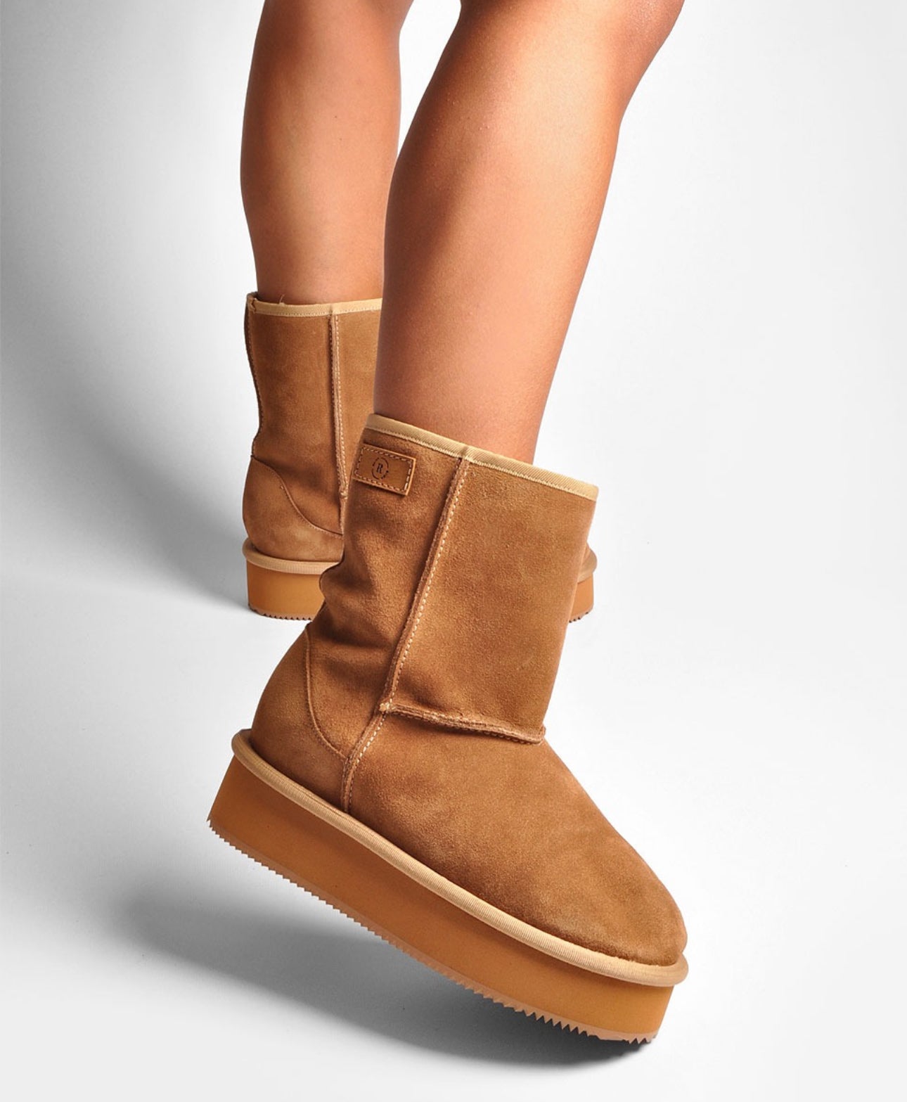 Botas de pele ruika camel de plataforma ruika